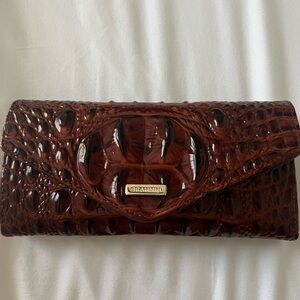 Brahmin Veronica wallet in pecan